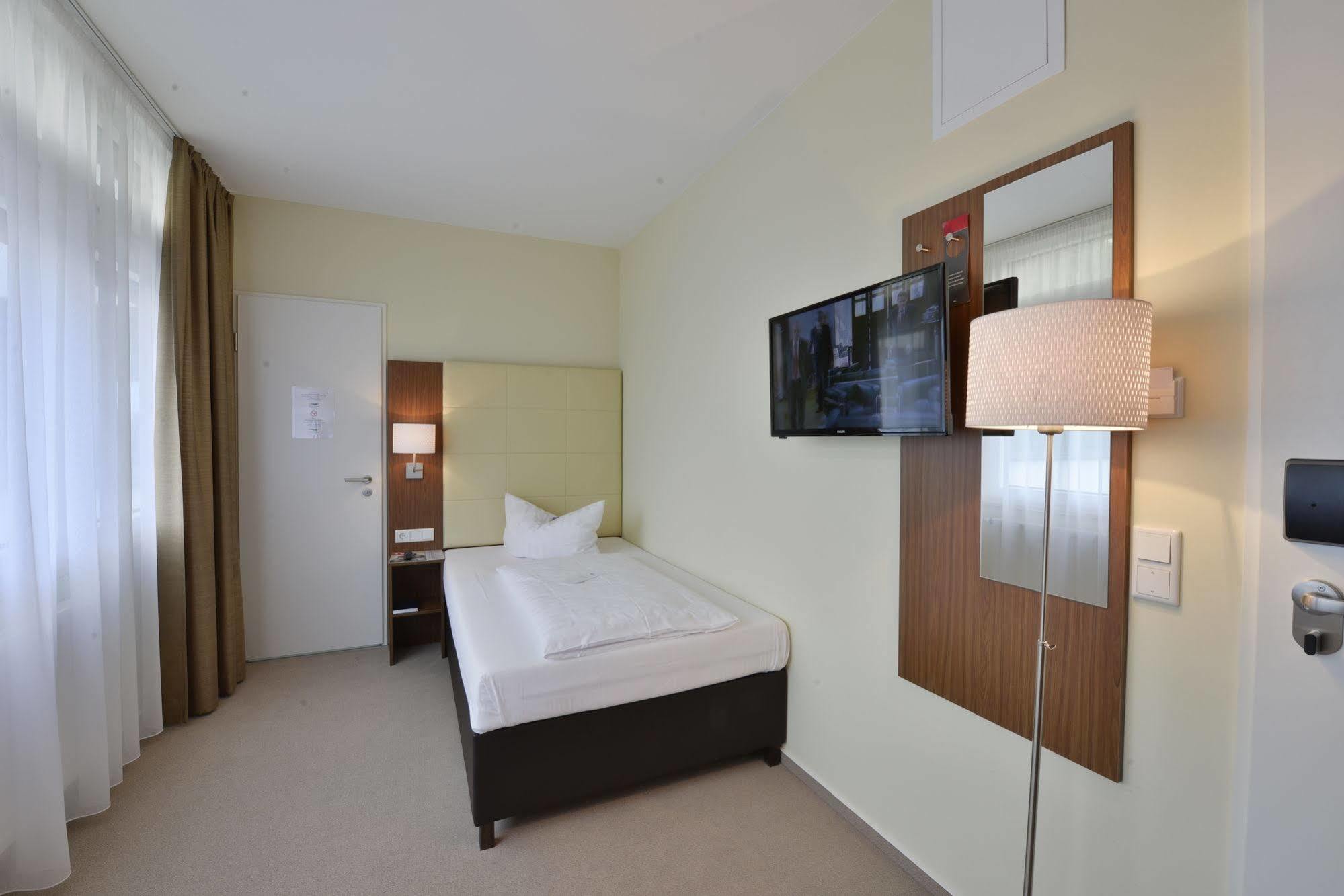 Invite Hotel Fulda City Hauptbahnhof المظهر الخارجي الصورة